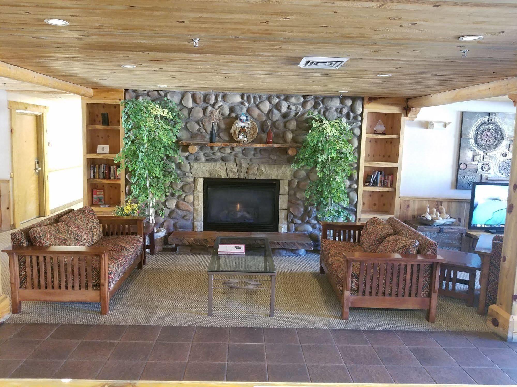 River Canyon Motel