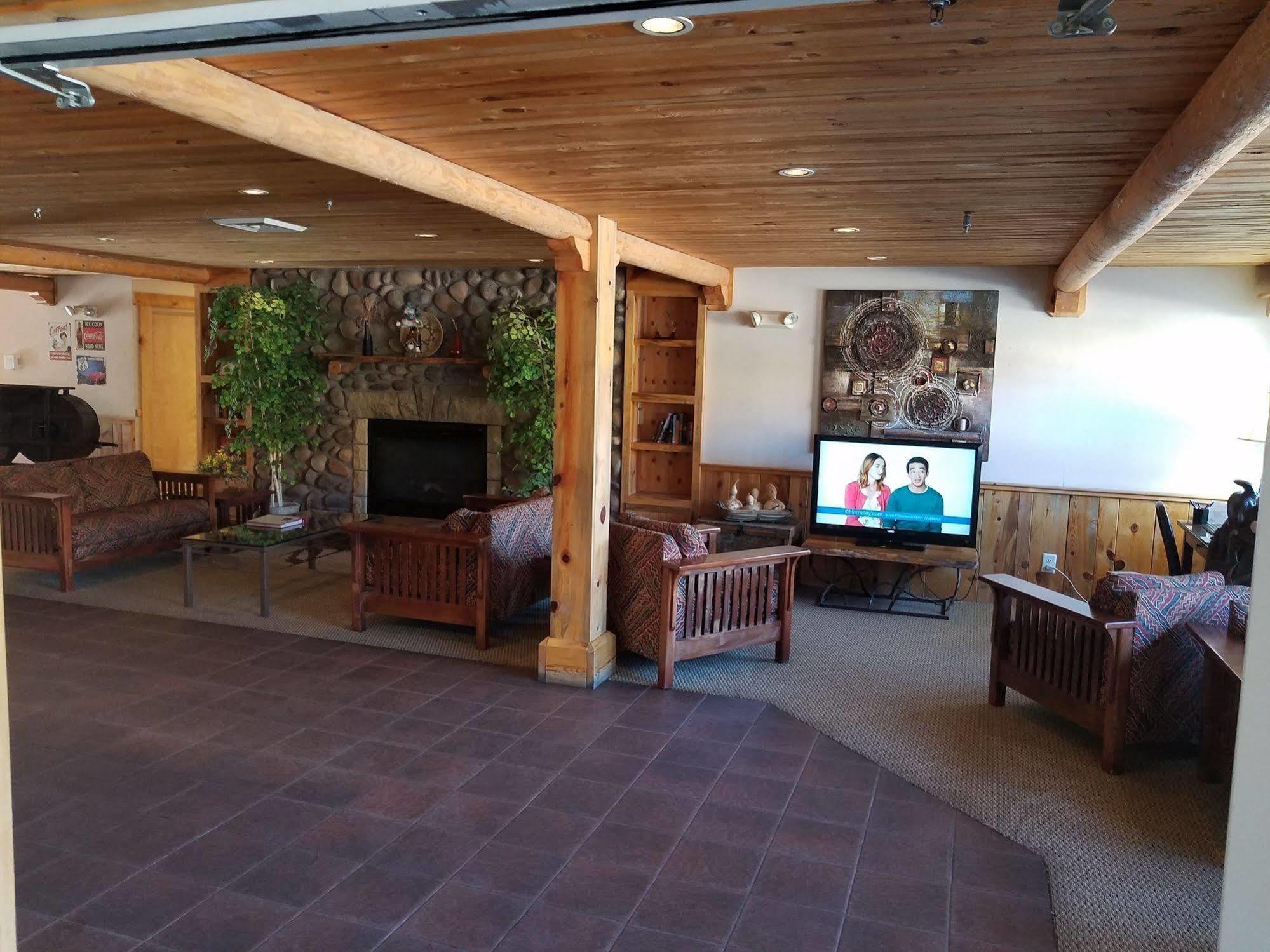 Motel River Canyon 3*