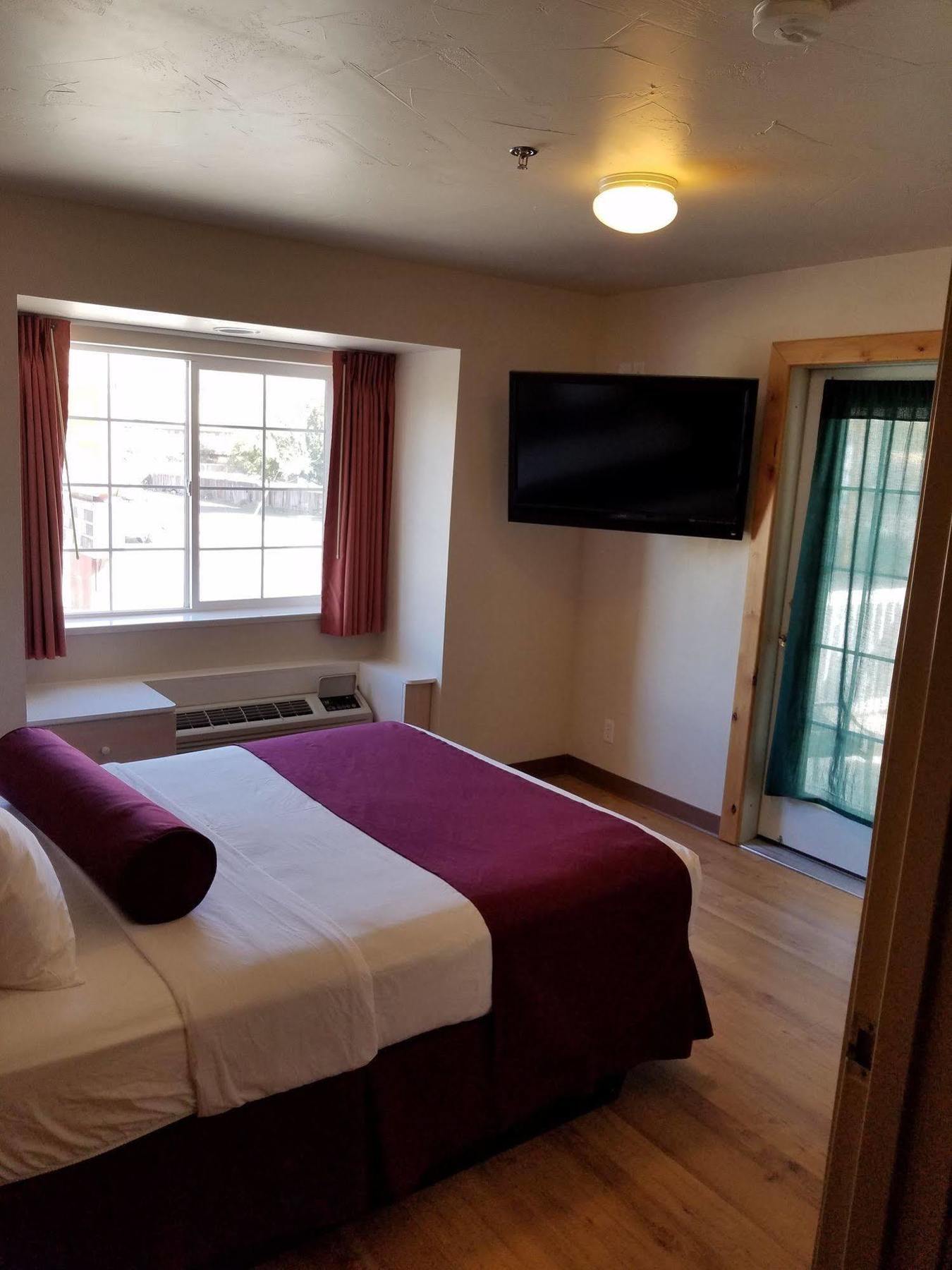 Motel River Canyon