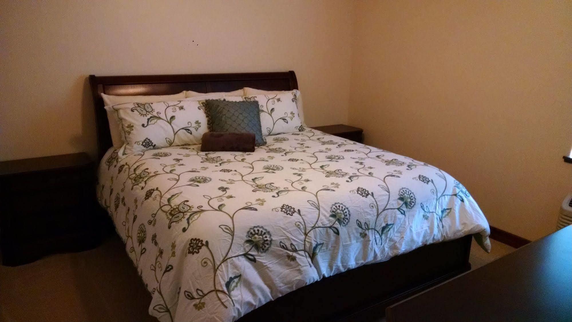 Arches Drive B&B Bed & Breakfast 3*