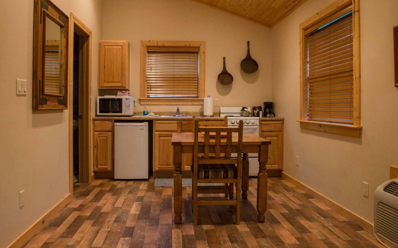 Castle Valley Bed & Breakfast *