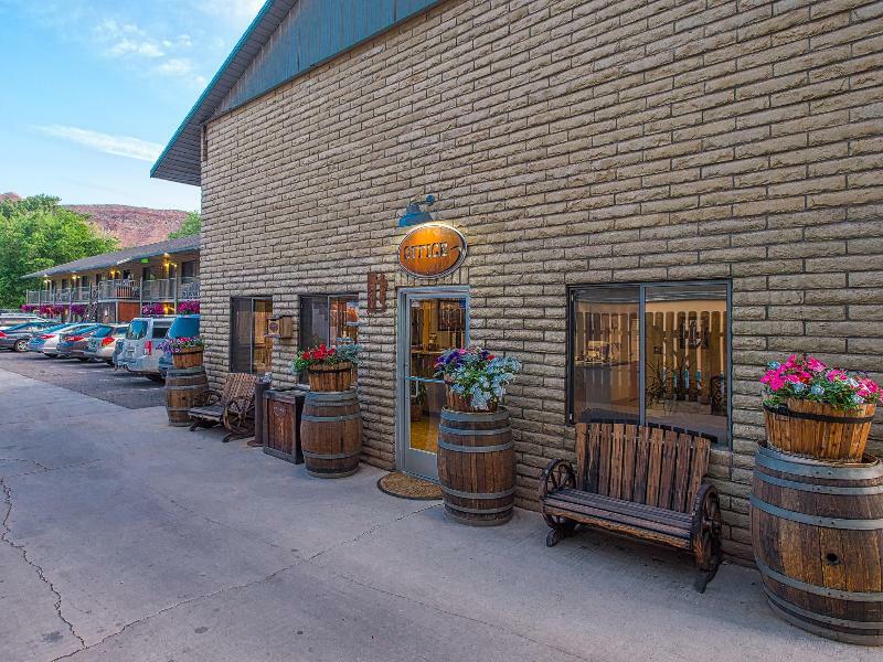 Motel Rustic 2*