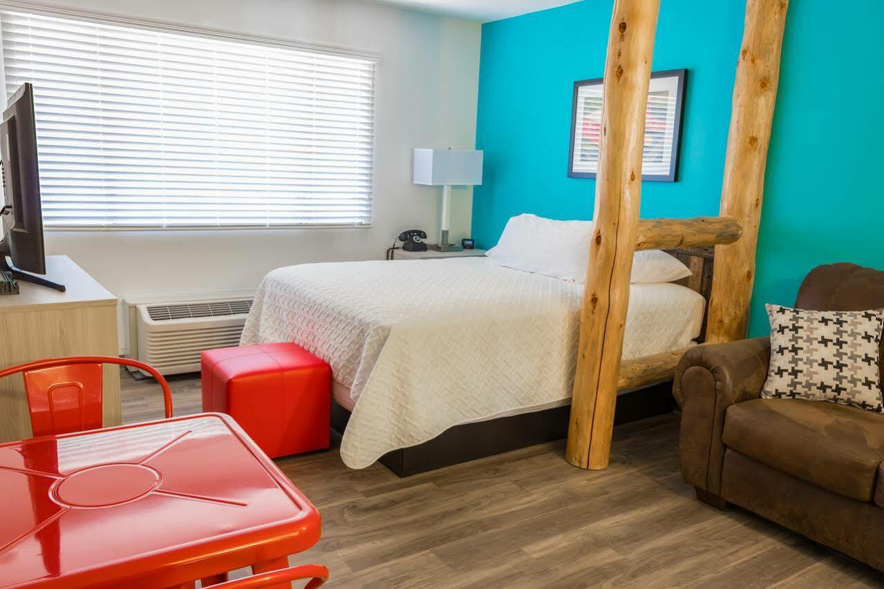 Expedition Arches National Park Motel 3*