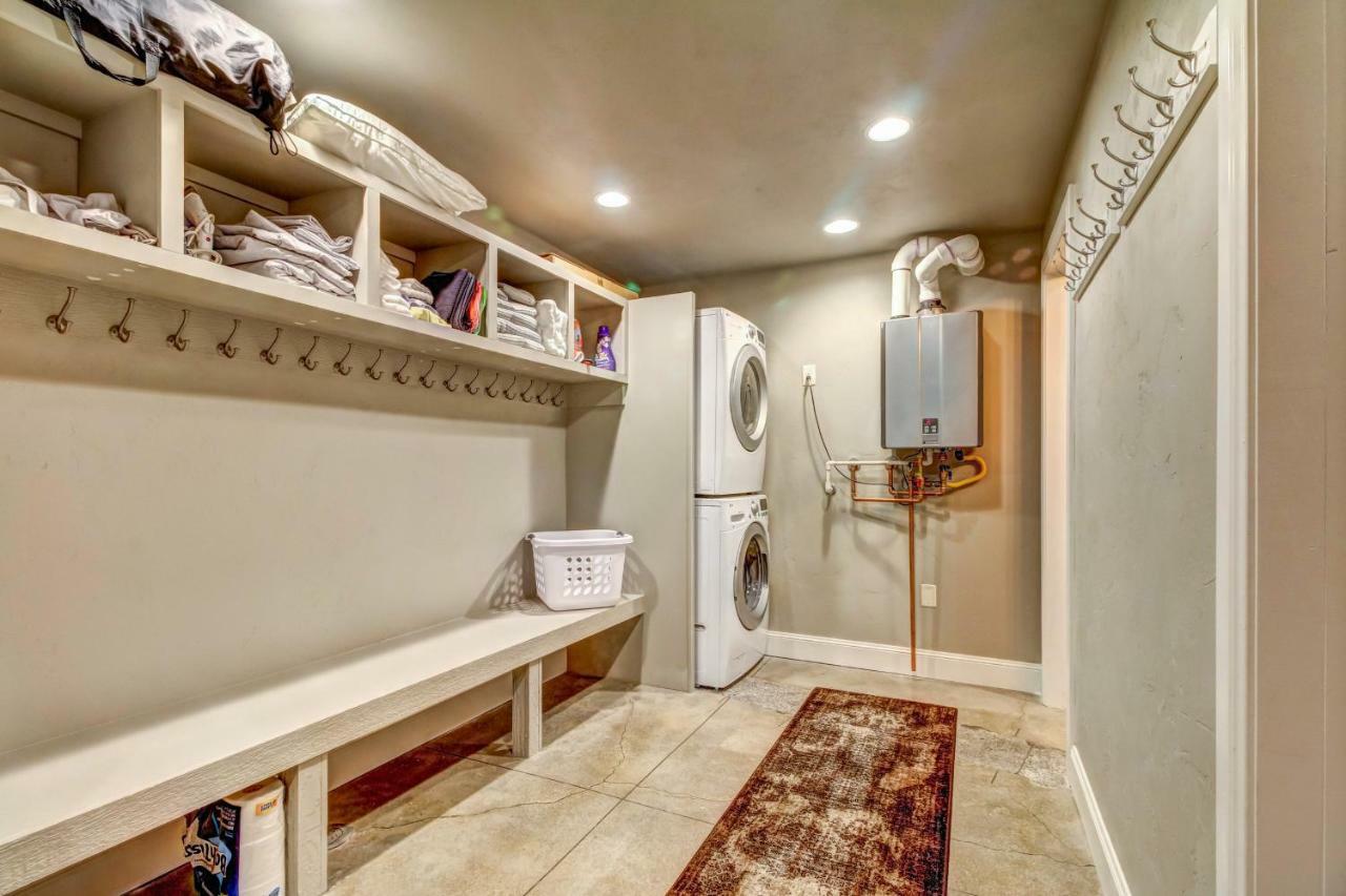 Bella Casa- Downstairs Unit * Moab