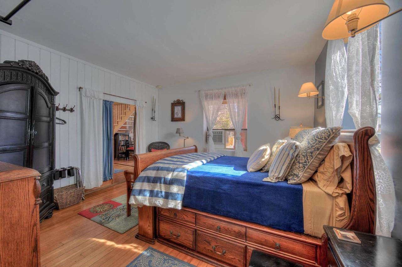 Cali Cochitta Vacation Rentals * Moab