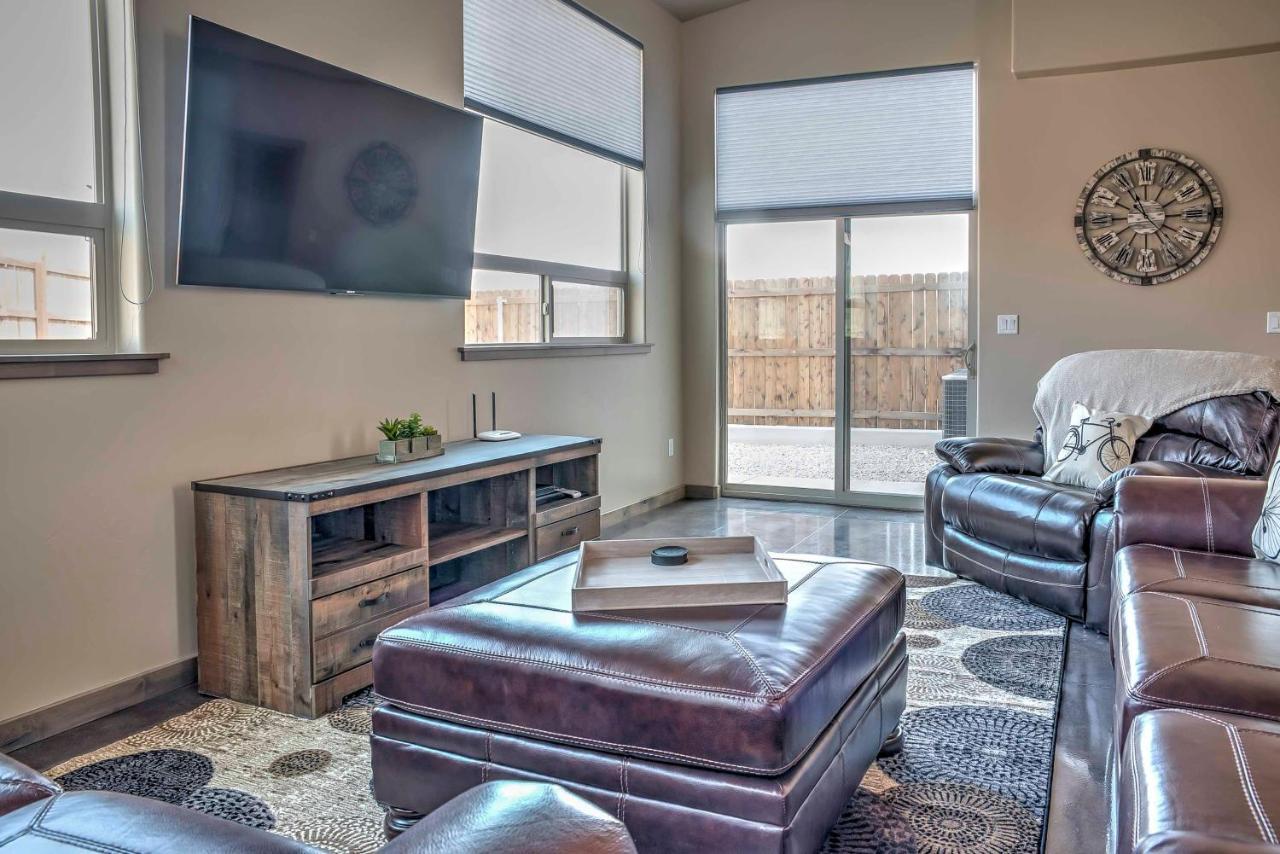 Holiday home Upscale With Red Rock Views And Hot Tub Moab