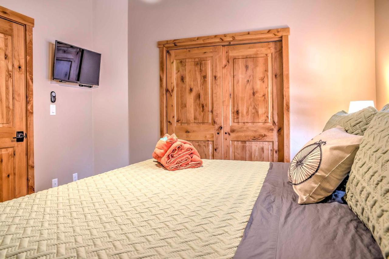 Holiday home Modern Townhome With Private Hot Tub And Patio! Moab