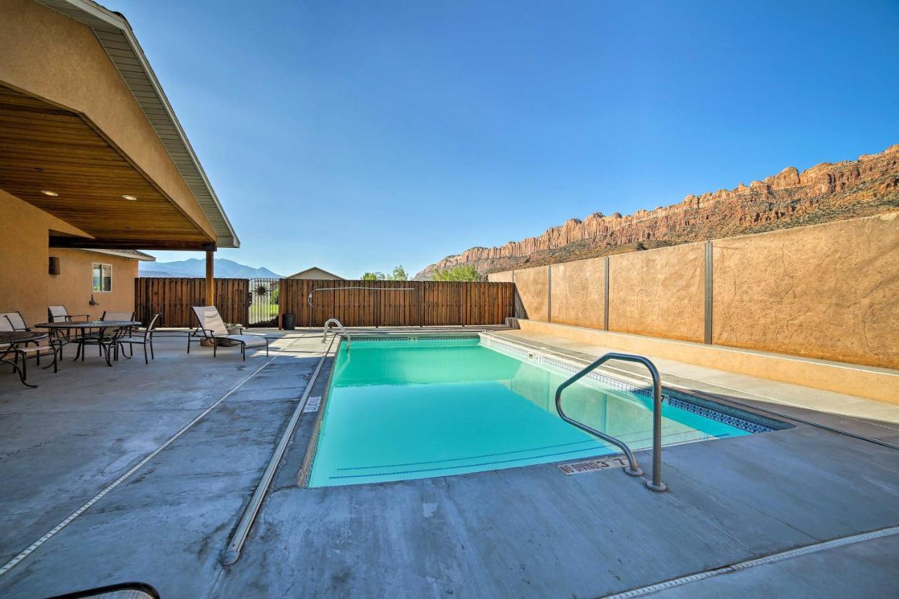 Holiday home Mountain-view With Pool And Hot Tub Access!