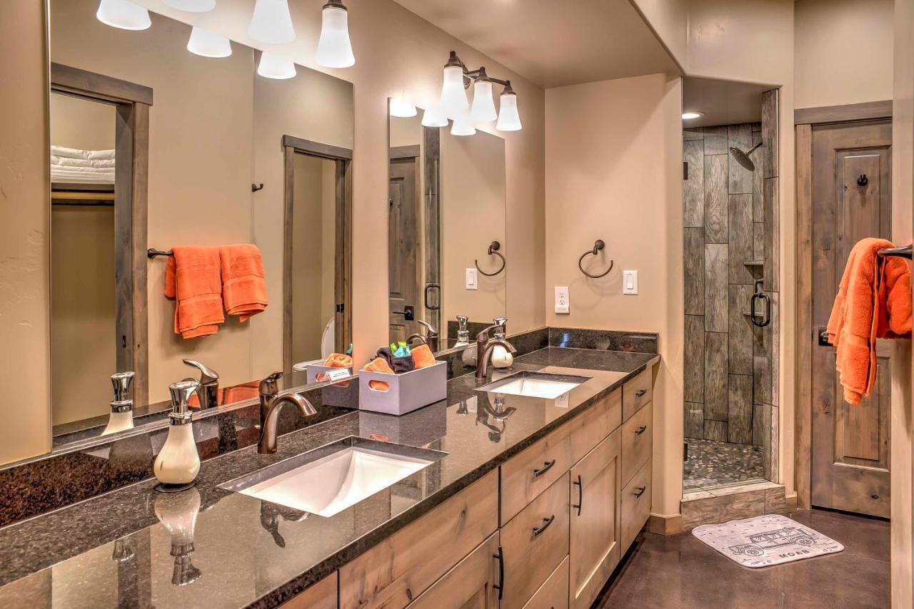 Upscale With Red Rock Views And Hot Tub * Moab
