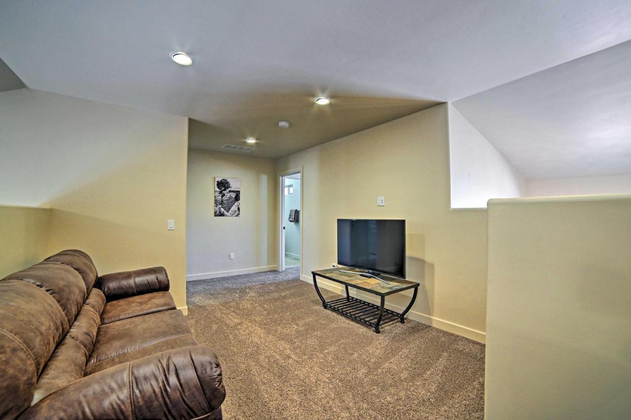 Townhome With Hot Tub And Patio - Near Arches *