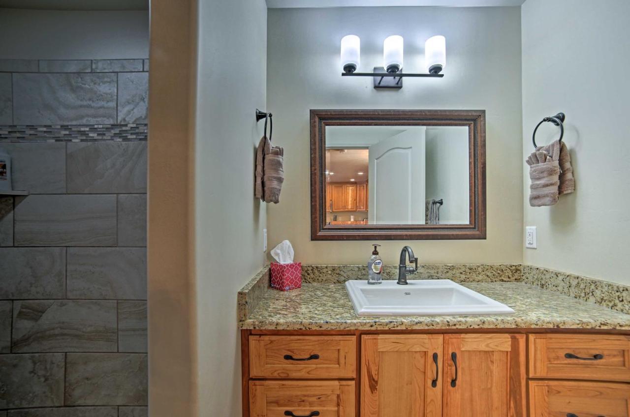 Townhome With Hot Tub And Patio - Near Arches *