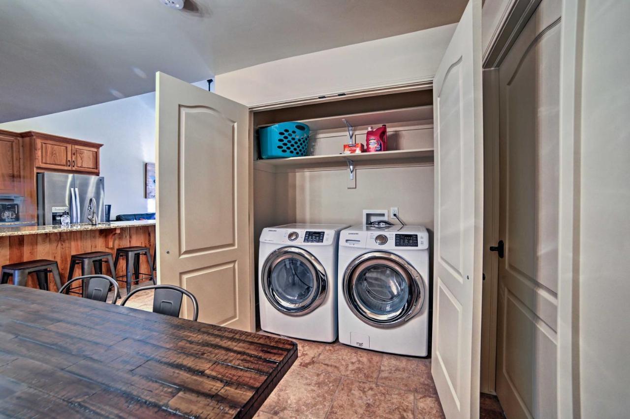 Townhome With Hot Tub And Patio - Near Arches