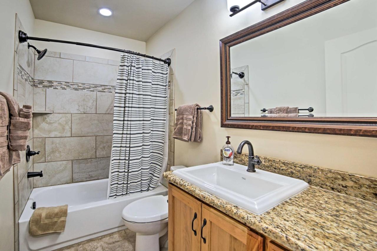 Townhome With Hot Tub And Patio - Near Arches Holiday home *