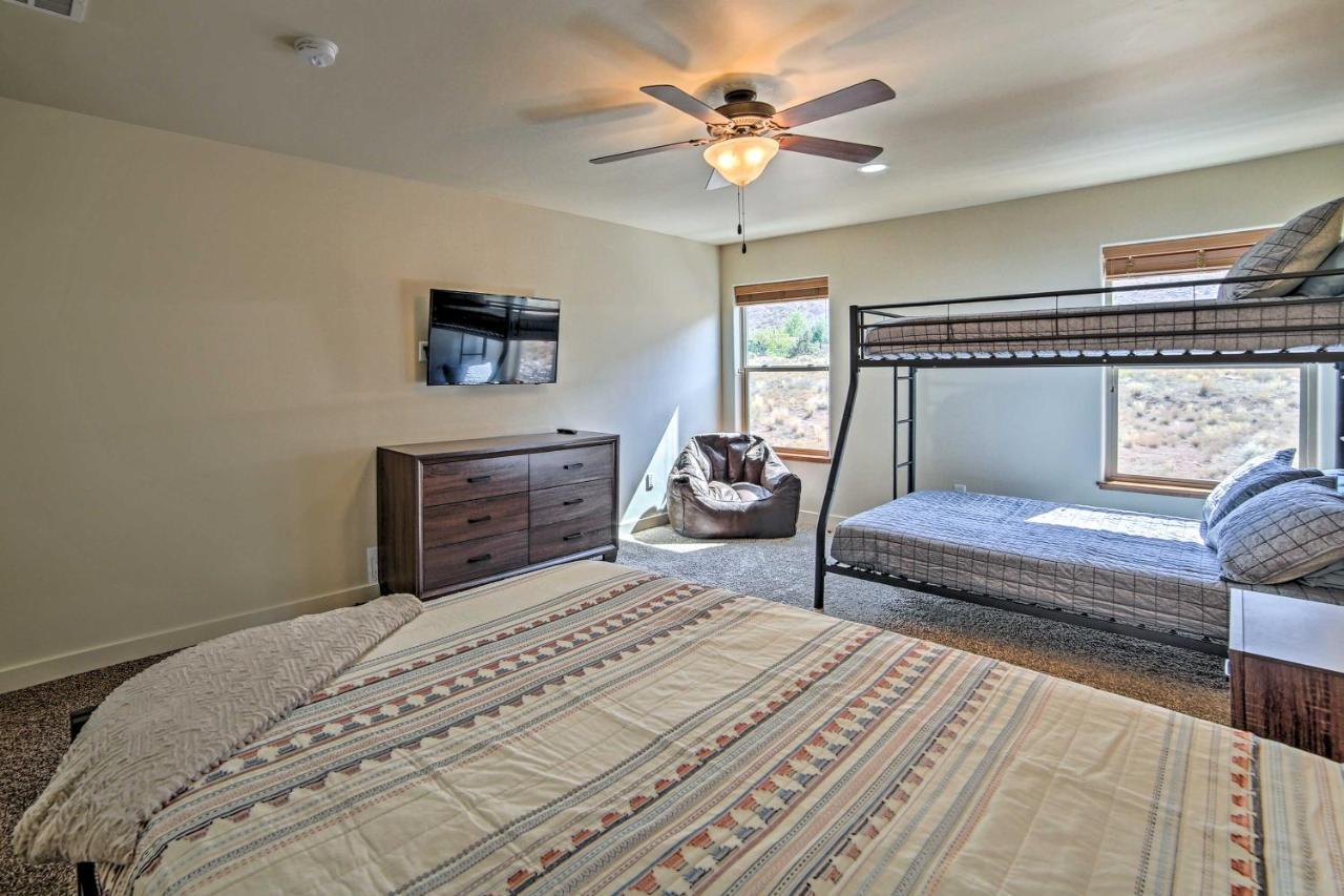 Townhome With Hot Tub And Patio - Near Arches Holiday home *