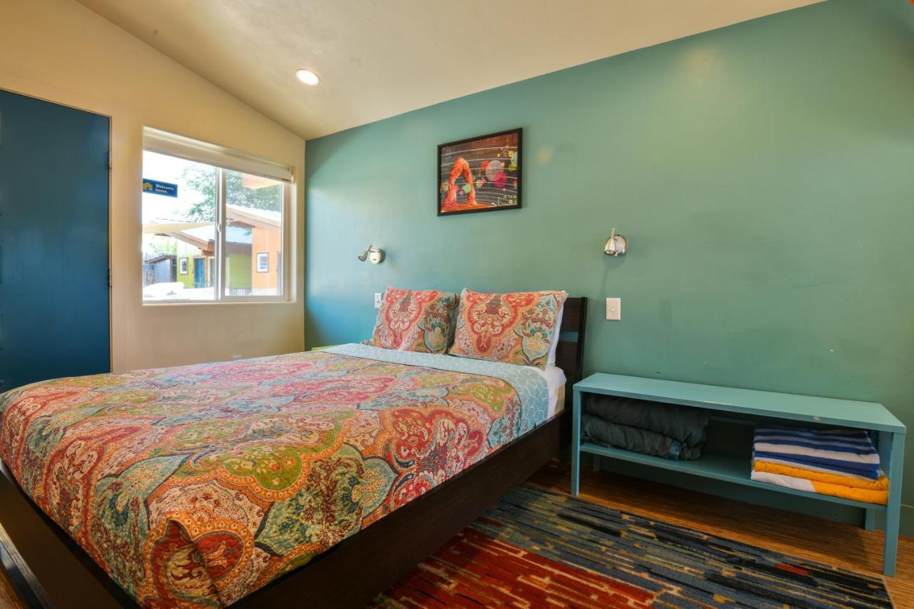 Hotel West 10 - Kokopelli West Studio. Downtown Location