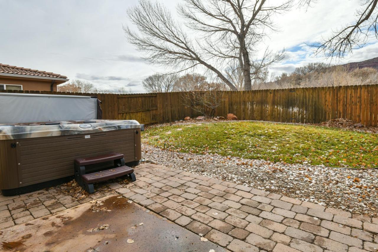 Cw343 - Great Downtown Location With A Private Hot Tub Holiday home *