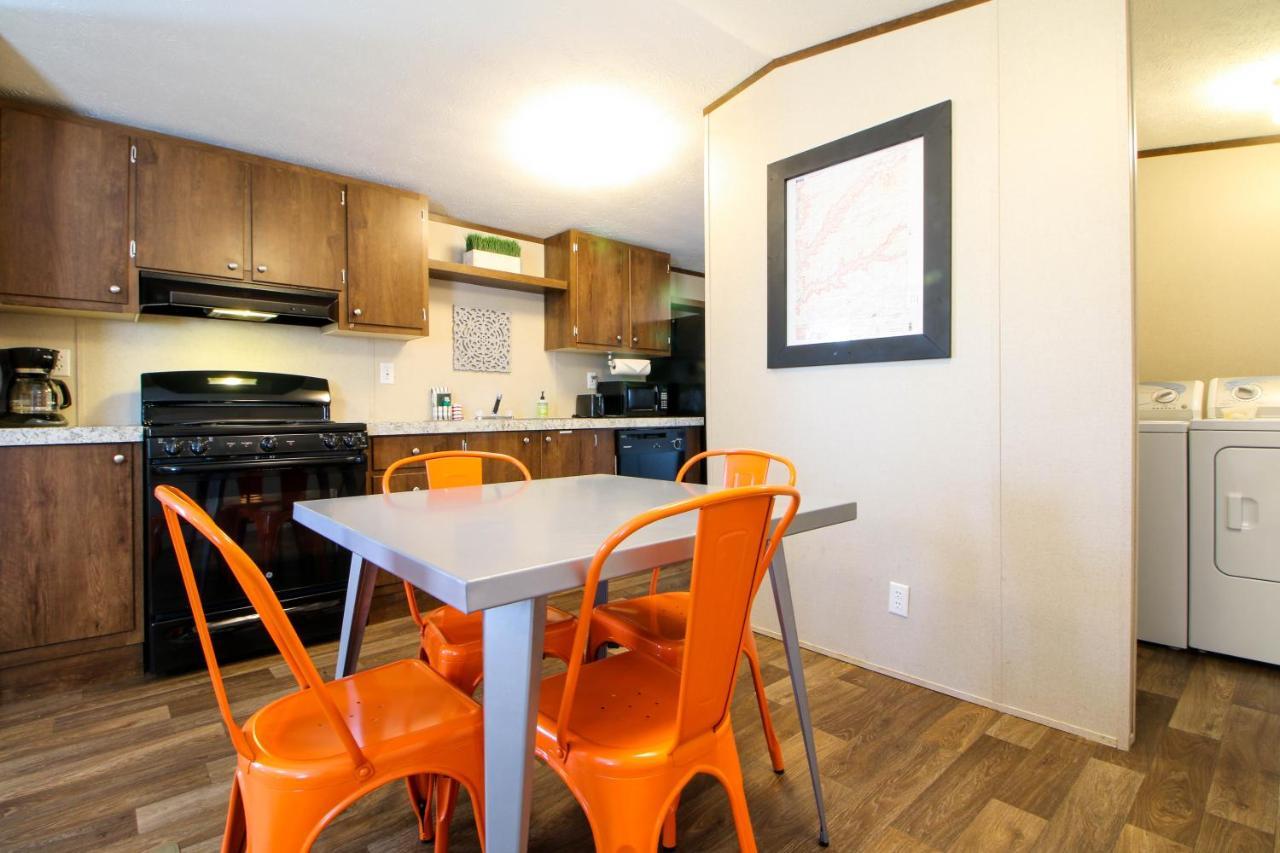 Rsh 6 - Bring The Family. Enough For All. Sleeps 10! Holiday home *