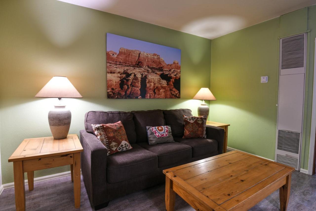 Rt 1 - 2 Bedroom Minutes From Arches N.p. *