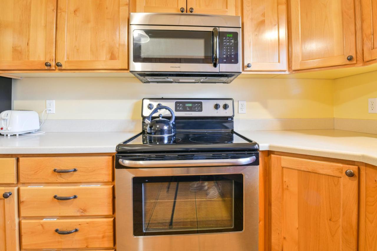 Cw343 - Great Downtown Location With A Private Hot Tub Holiday home *