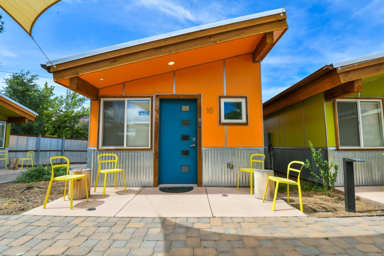 Hotel West 10 - Kokopelli West Studio. Downtown Location