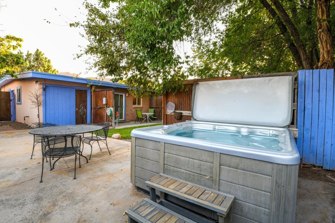 Rt 2 - 1 Bedroom Minutes From Arches N.p. Holiday home *
