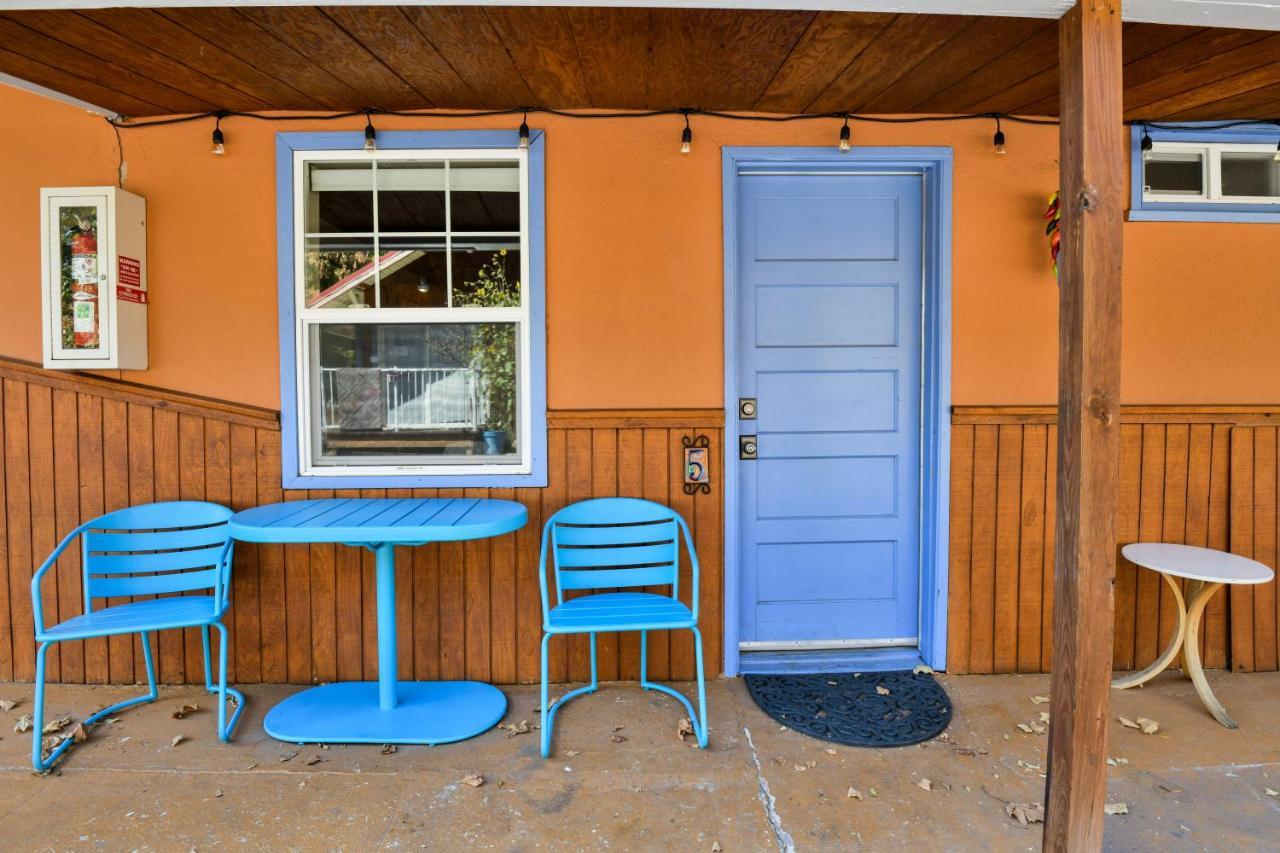 5 - Downtown Location. Studio With Shared Hot Tub. Minutes To Arches N.p.