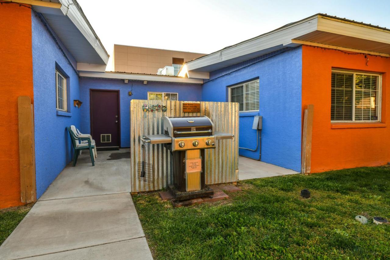 3 - Downtown 1 Bedroom Unit, Sleeps 6 With Shared Hot Tub * Moab