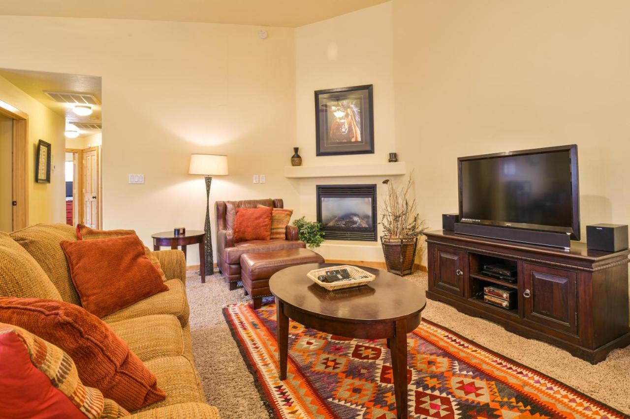 Cw343 - Great Downtown Location With A Private Hot Tub Holiday home