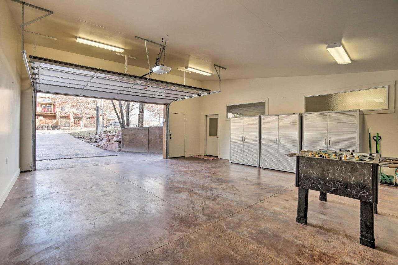 Getaway With Ample Parking, Walk To Main Street Holiday home *