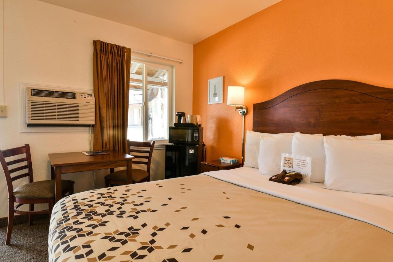 Adventure Inn Moab 2*