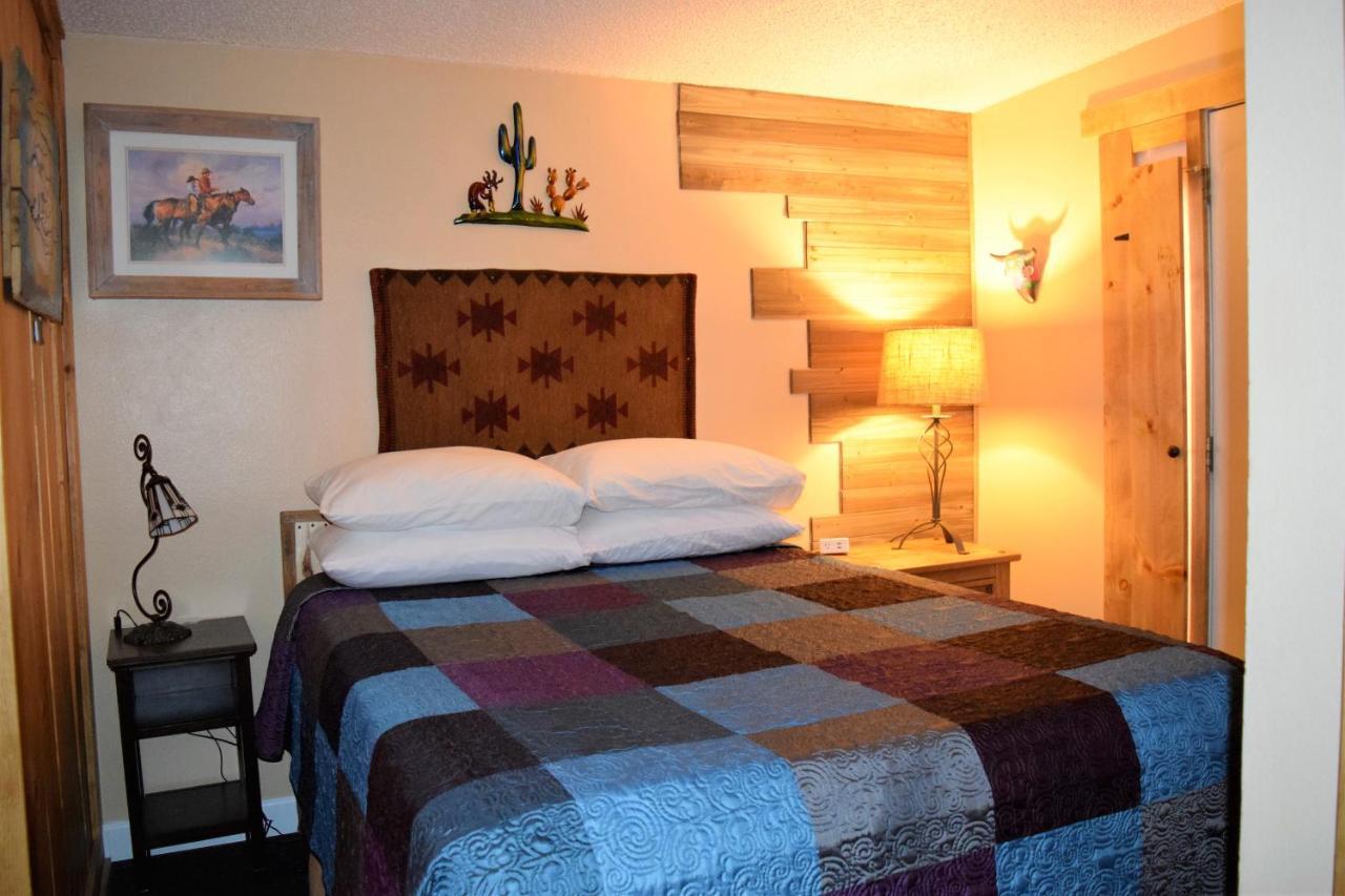 St Dane's Desert Juniper Cabin Villa *