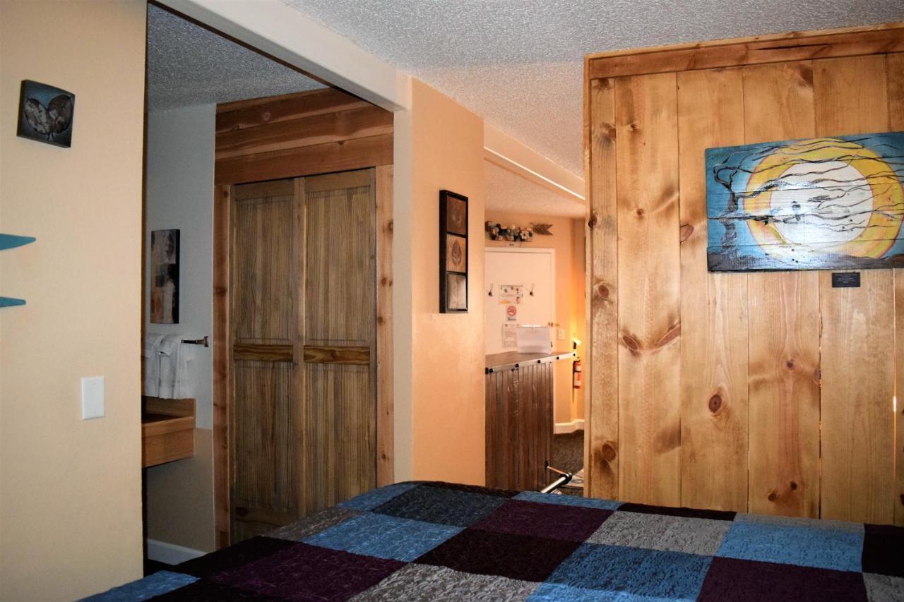 St Dane's Desert Juniper Cabin Villa Moab