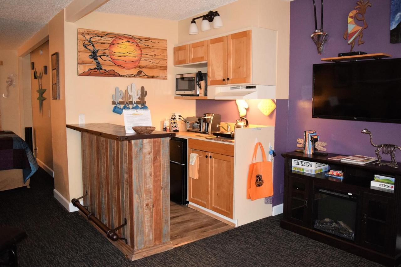St Dane's Desert Juniper Cabin Villa