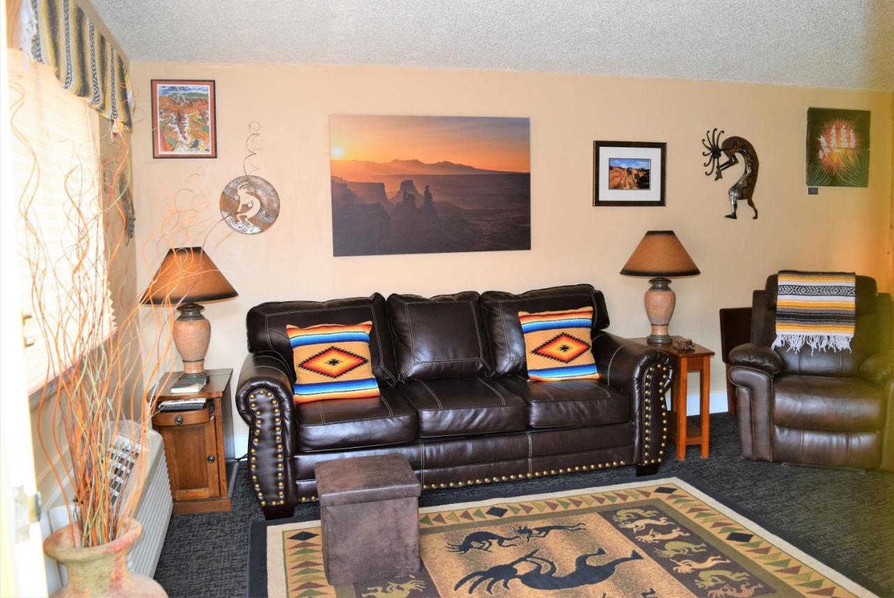 St Danes Kokopelli Cabin Villa *