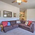 Rustic Retreat Moab Townhome With Grill And Fire Pit