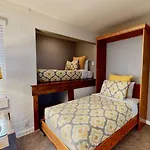 Downtown Cozy Home Base - Purple Sage 4
