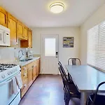 Downtown Cozy Home Base - Purple Sage 4