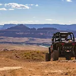 3330 Fairway Loop
