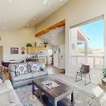 Rim Village M1