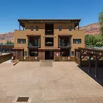 57 Robbers Roost