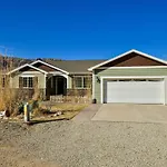 Dv - Six Bedroom Home With Private Hot Tub. Sleeps 22!