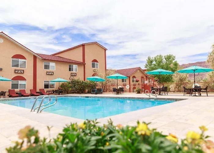Aarchway Inn