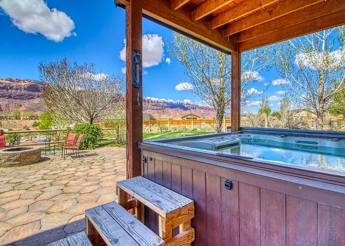 5 Bed 3 Bath Vacation Home In Arches National Park