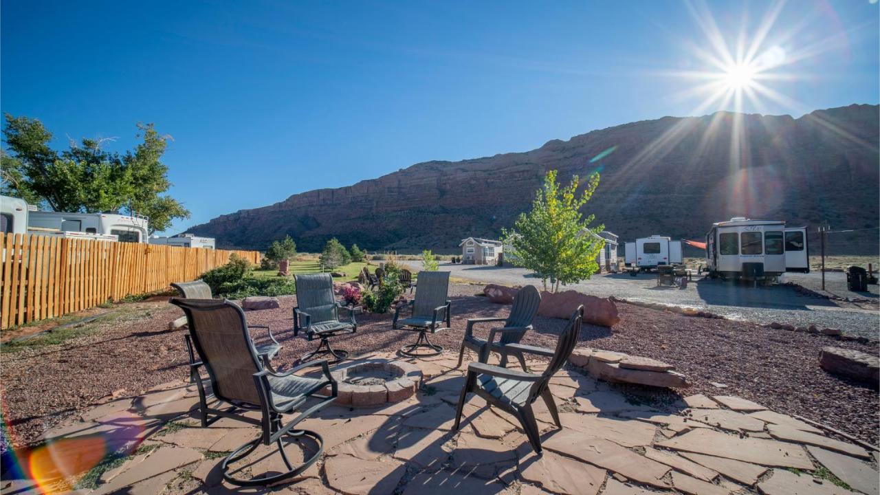 Funstays Glamping Tiny House W Large Loft Site 8 * Moab