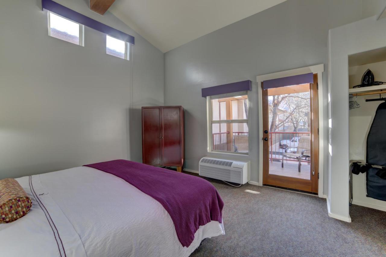 The Gonzo Hotel 3*