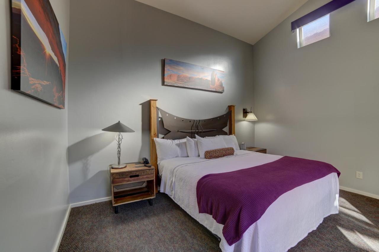 The Gonzo Hotel 3*