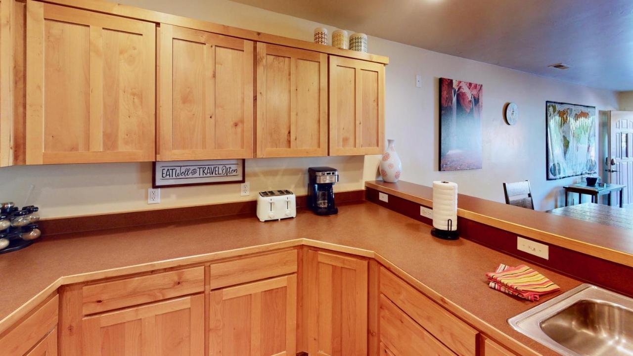 Cairn House #4a7