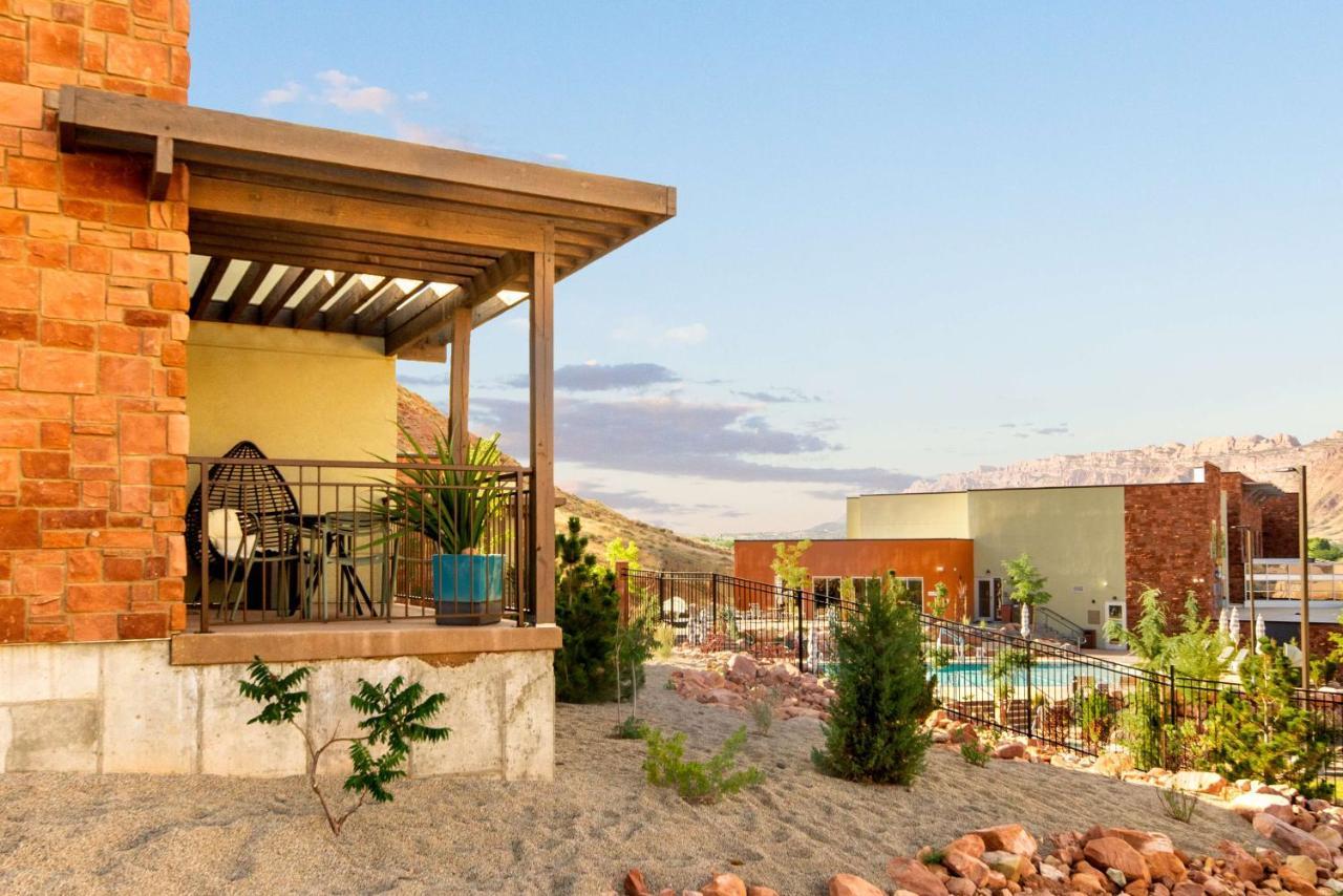 Hyatt Place Hotel 3*