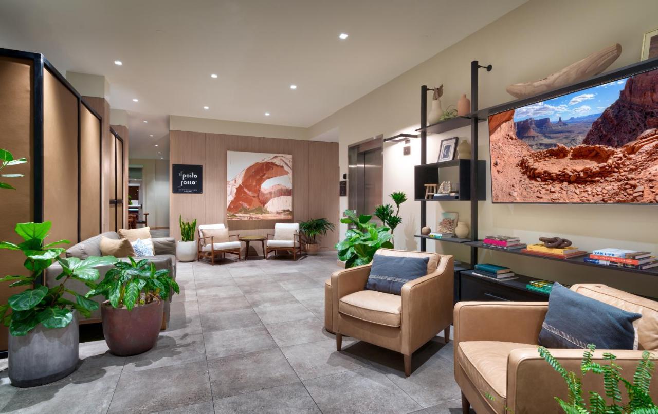 Gravity Haus 3*