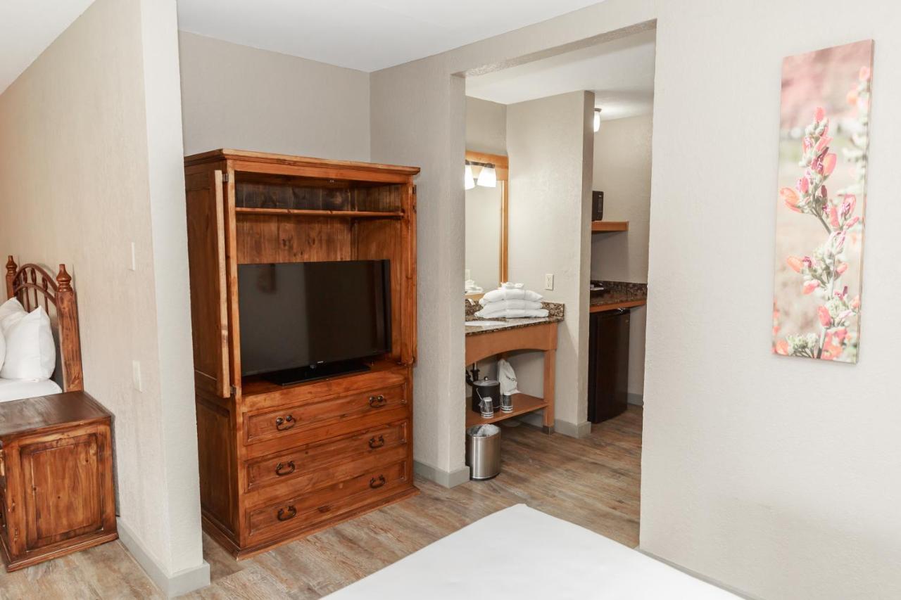 Hotel Aarchway 3*